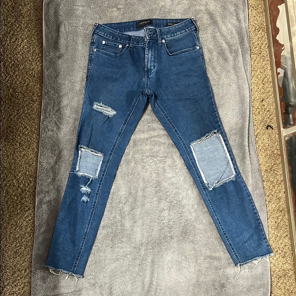 Zara Distressed Blue Jeans